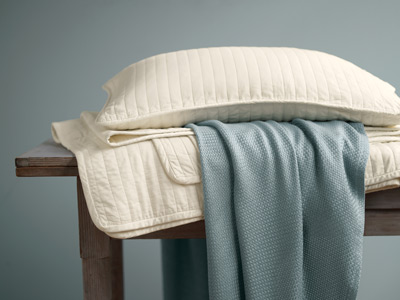 Declutter Your Home: Organization Tips for the Bedroom Image